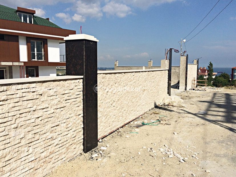 VİLLA BAHÇE DUVARI KAPLAMA - 5x10 BEJ MERMER PATLATMA DOĞAL TAŞ