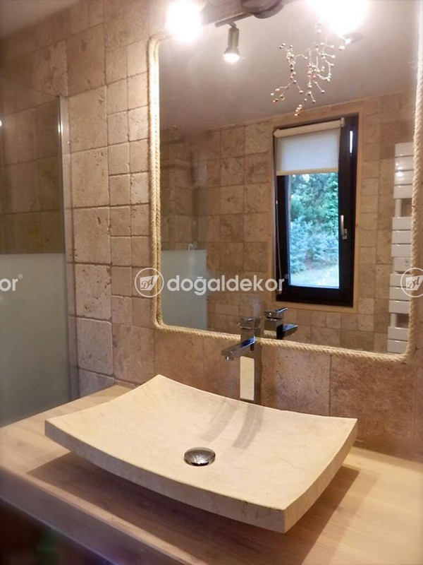 BANYO AYNA ARKASI DEKORASYON - 20x20cm ve 10x10cm ESKİTME TRAVERTEN KAPLAMA