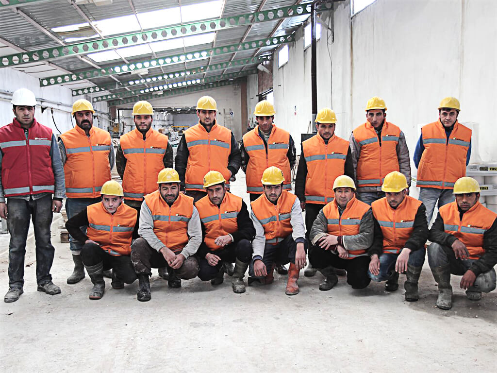 Dogal Tas Traverten Mermer Ureticisi İmalatcisi ve Üretim Fabrikasi 